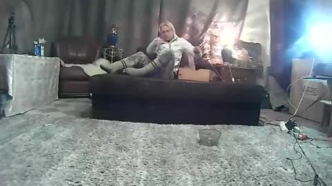 hausewife online show from January 30, 2025, 9:36 pm