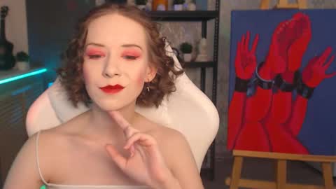 Fascinating   Eyes online show from October 27, 2025, 6:45 pm