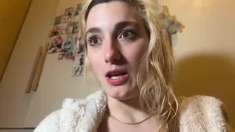 Gattino online show from October 14, 2025, 4:52 pm