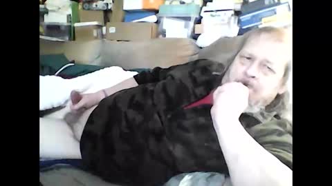 Snapshot of fasteddysex chatting on January 17, 2025, 2:50 pm HoneyCumJuice4U online show from January 17, 2025, 2:50 pm