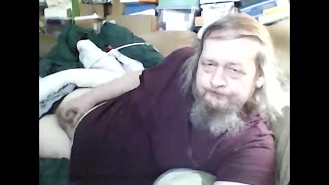 Snapshot of fasteddysex chatting on February 21, 2025, 6:48 pm HoneyCumJuice4U online show from February 21, 2025, 6:48 pm