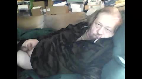 Snapshot of fasteddysex chatting on October 28, 2025, 5:15 pm HoneyCumJuice4U online show from October 28, 2025, 5:15 pm