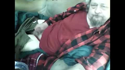 Snapshot of fasteddysex chatting on December 20, 2025, 6:37 pm HoneyCumJuice4U online show from December 20, 2025, 6:37 pm