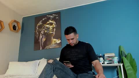 M A T  T E O online show from December 22, 2024, 8:25 pm