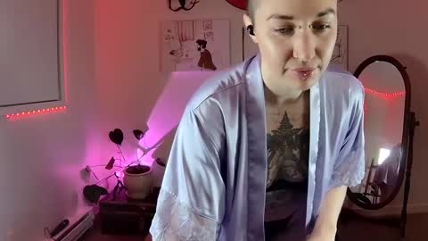 Snapshot of fate_fletcher chatting on February 13, 2025, 2:45 am fate_fletcher online show from February 13, 2025, 2:45 am