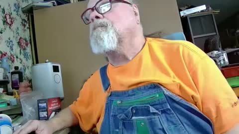 Fred. online show from February 9, 2025, 4:57 am