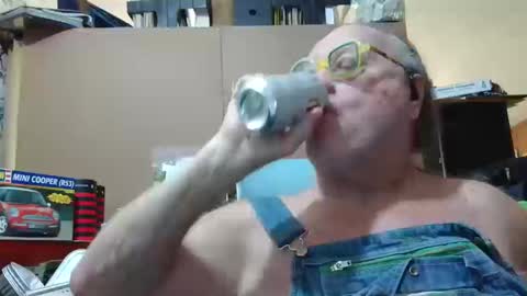 Fred. online show from October 16, 2025, 7:59 pm