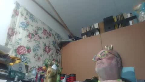 Fred. online show from May 15, 2026, 10:50 pm