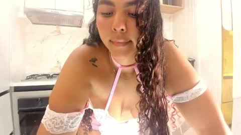 Zoe online show from June 5, 2026, 8:58 pm
