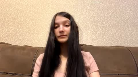 Aurora 18yo online show from February 10, 2026, 8:18 am