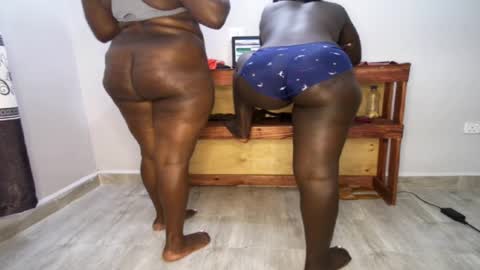 favgal online show from February 26, 2025, 1:52 pm