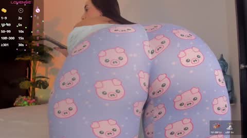 welcome to my world  online show from December 16, 2024, 12:26 am