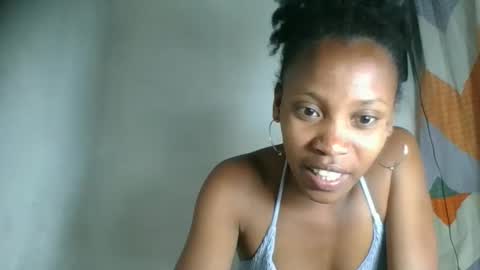 fayence09 online show from October 5, 2025, 8:01 am