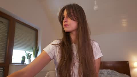 Snapshot of fazeyj chatting on January 18, 2026, 8:18 am FazeyJ online show from January 18, 2026, 8:18 am