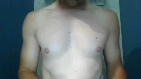 Snapshot of feelnswell424 chatting on June 15, 2026, 8:27 am Nick online show from June 15, 2026, 8:27 am