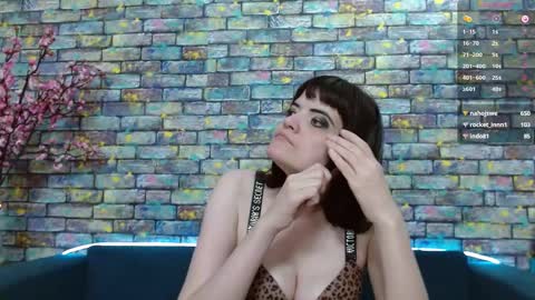 Laura online show from January 19, 2025, 12:17 am