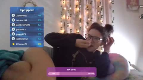 Soley online show from February 5, 2025, 5:52 am