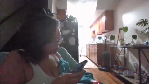 Soley online show from September 13, 2025, 3:28 am