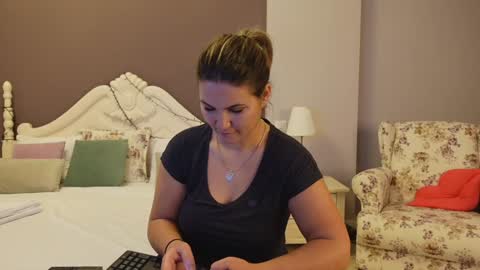 FeliciaKrige online show from January 23, 2025, 10:11 pm