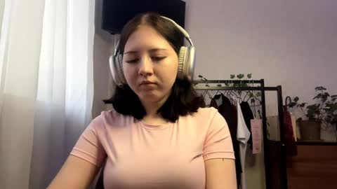 Candy online show from April 20, 2026, 1:58 pm