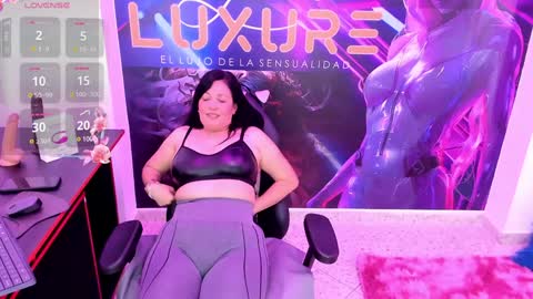 felina online show from January 23, 2025, 6:56 pm