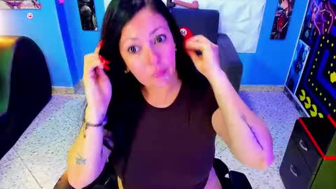 felina online show from March 8, 2025, 11:18 pm