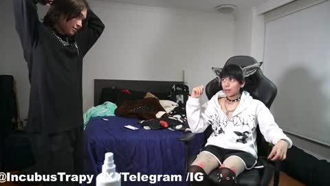 felix0420 online show from January 5, 2025, 7:07 am