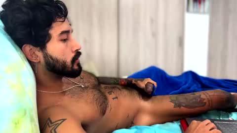 Felix Candela  online show from December 15, 2024, 3:20 pm