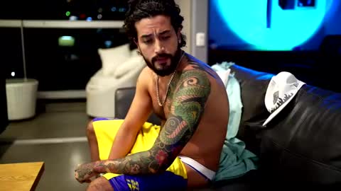 Felix Candela  online show from January 18, 2025, 4:48 am