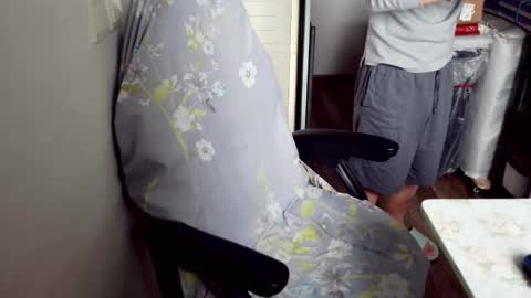 Snapshot of felixlau chatting on December 23, 2025, 3:48 am felixlau online show from December 23, 2025, 3:48 am