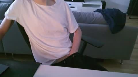 felixsagg online show from June 11, 2026, 12:36 pm