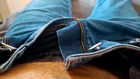 Snapshot of felixske chatting on February 5, 2026, 3:05 pm felixske online show from February 5, 2026, 3:05 pm