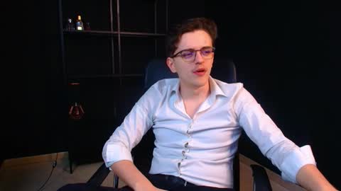 Snapshot of felixstark chatting on April 25, 2026, 4:37 am FelixStark online show from April 25, 2026, 4:37 am