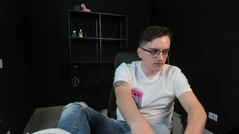 Snapshot of felixstark chatting on May 6, 2026, 4:41 am FelixStark online show from May 6, 2026, 4:41 am