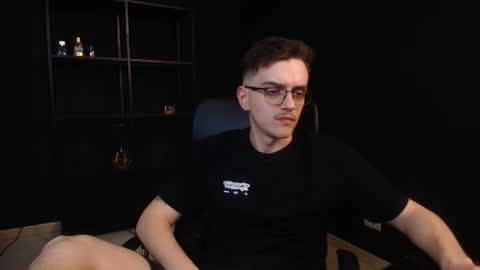 Snapshot of felixstark chatting on May 15, 2026, 6:04 pm FelixStark online show from May 15, 2026, 6:04 pm