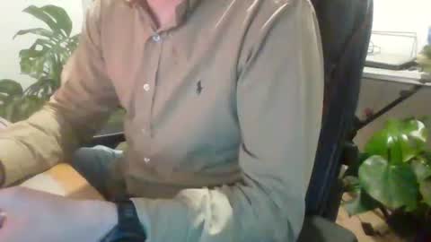 fem_alice_louis_dom online show from October 20, 2025, 6:52 pm