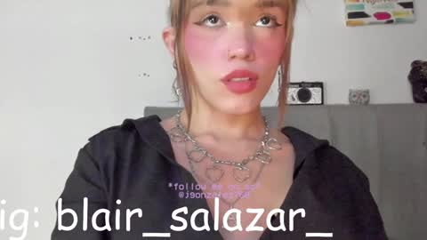 Snapshot of fem_boy6 chatting on January 29, 2025, 6:12 am fem_boy6 online show from January 29, 2025, 6:12 am