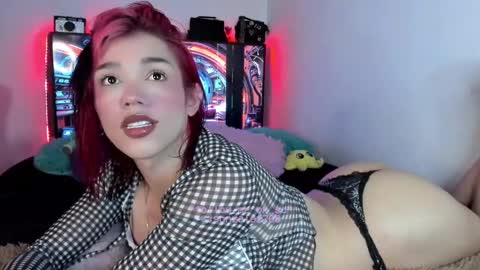 Snapshot of fem_boy6 chatting on February 28, 2025, 11:14 am fem_boy6 online show from February 28, 2025, 11:14 am