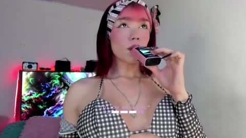 Snapshot of fem_boy6 chatting on March 4, 2025, 5:32 am fem_boy6 online show from March 4, 2025, 5:32 am