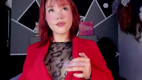 Snapshot of fem_boy6 chatting on November 17, 2025, 11:10 pm fem_boy6 online show from November 17, 2025, 11:10 pm