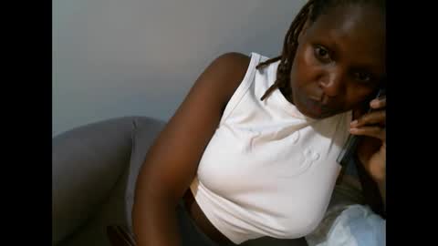 Navil online show from October 5, 2025, 8:40 pm