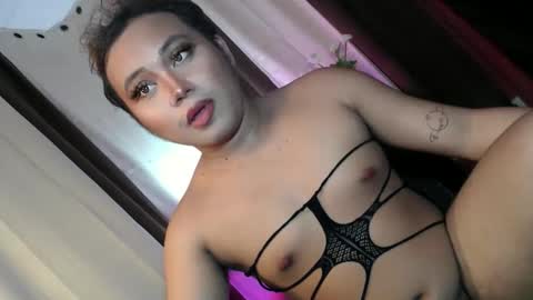 femboy_veronica online show from September 13, 2025, 7:02 pm