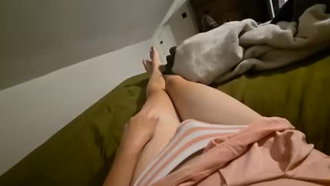 Snapshot of femboysni chatting on July 24, 2026, 3:15 am Femboy Sni online show from July 24, 2026, 3:15 am