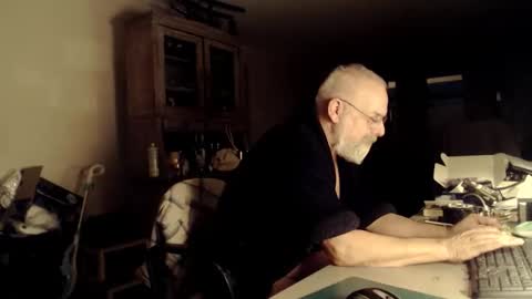 femdom_sub online show from November 24, 2025, 2:44 am