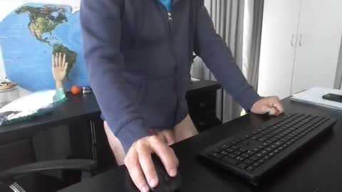 femdomsubby online show from January 3, 2025, 2:54 am