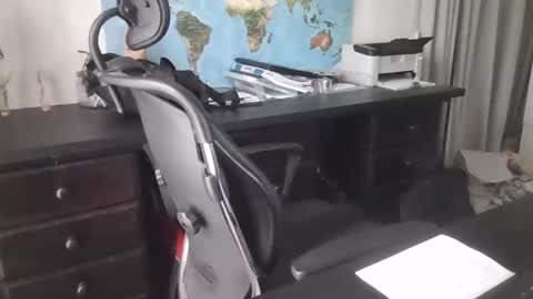 femdomsubby online show from November 3, 2025, 6:25 am