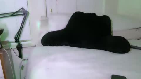 Snapshot of femgirl99 chatting on February 22, 2025, 11:35 am this is justice tricia a bigelow. she was fucking my husband tom girardi online show from February 22, 2025, 11:35 am