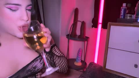 Snapshot of femgirl99 chatting on October 24, 2025, 10:17 pm this is justice tricia a bigelow. she was fucking my husband tom girardi online show from October 24, 2025, 10:17 pm