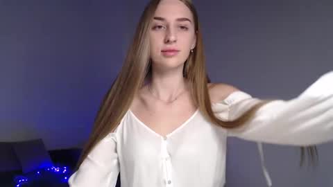 Femke online show from December 25, 2024, 9:11 pm