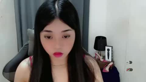 YOUR BEAUTIFUL ASIANFHEMY online show from March 8, 2025, 11:28 pm